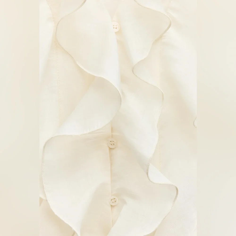 Zara NWT Romantic Victorian Ivory V Neck Long Puff Sleeve Ruffled Blouse (XS)
